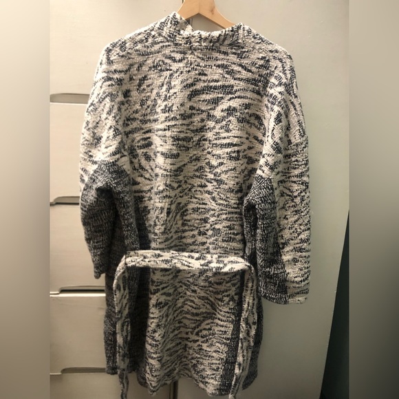 H&M Kimono Cardigan w/ Belt Large - Picture 3 of 4